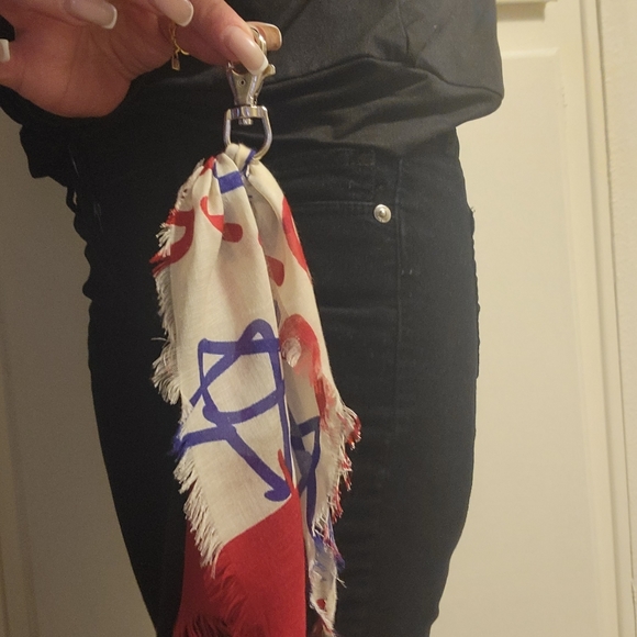 Gucci  Scarf  Keychain handmade from Gucci - Picture 11 of 15